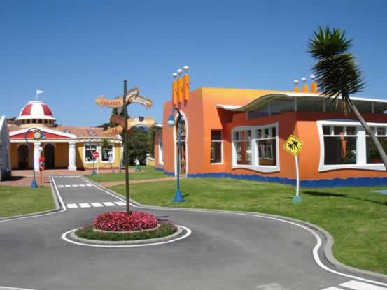 Miniatura GIMNASIO CAMPESTRE LOS CEREZOS