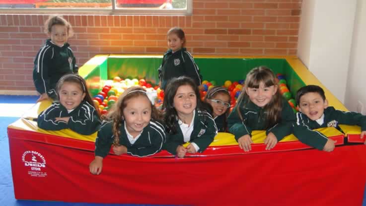 Foto COLEGIO ANGLO AMERICANO