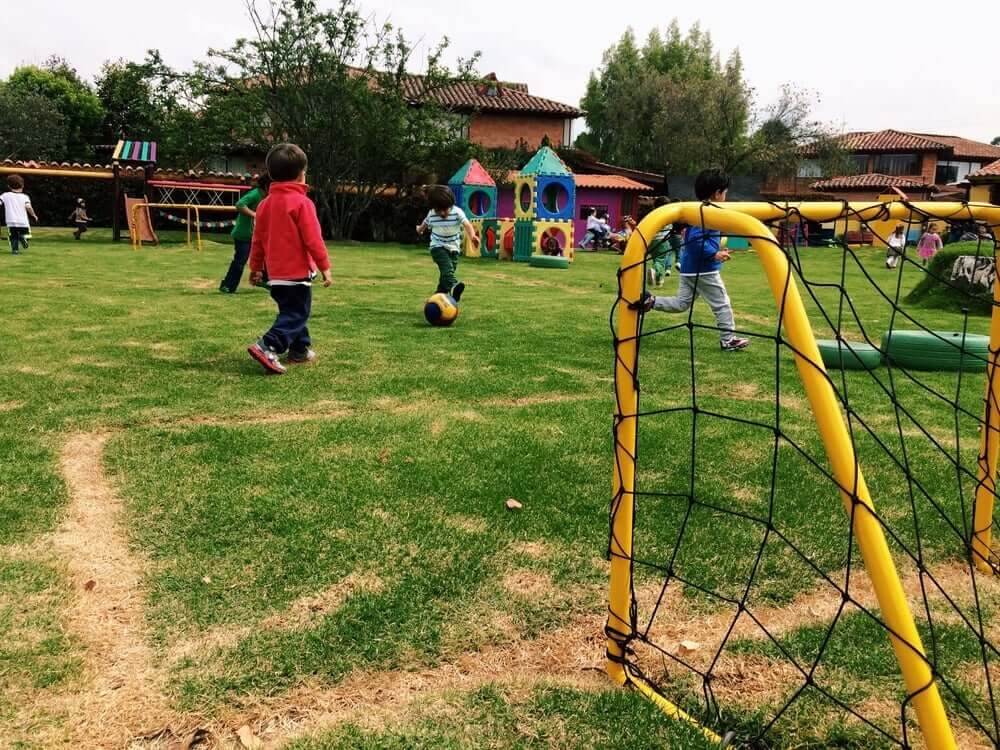 Miniatura JARDIN INFANTIL POR UN MAÑANA