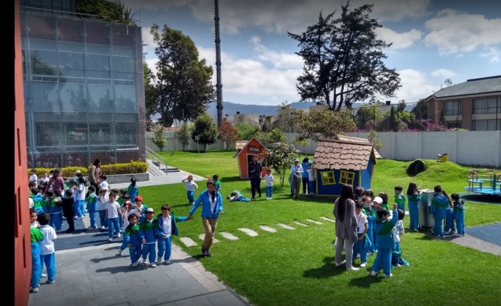 Miniatura Evergreen School (Jardin Infantil)